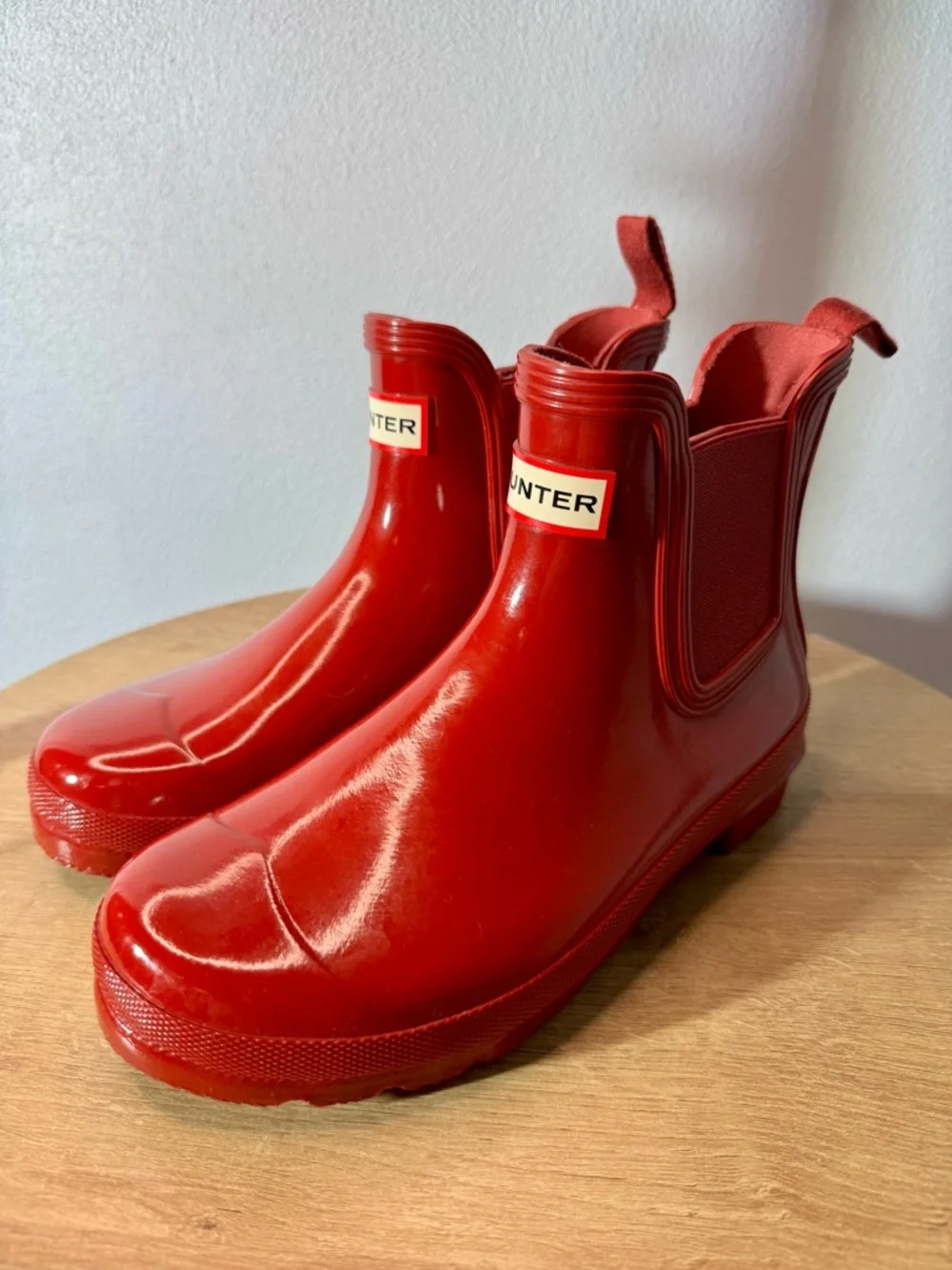 Hunter Red Gloss Chelsea Rain Boots